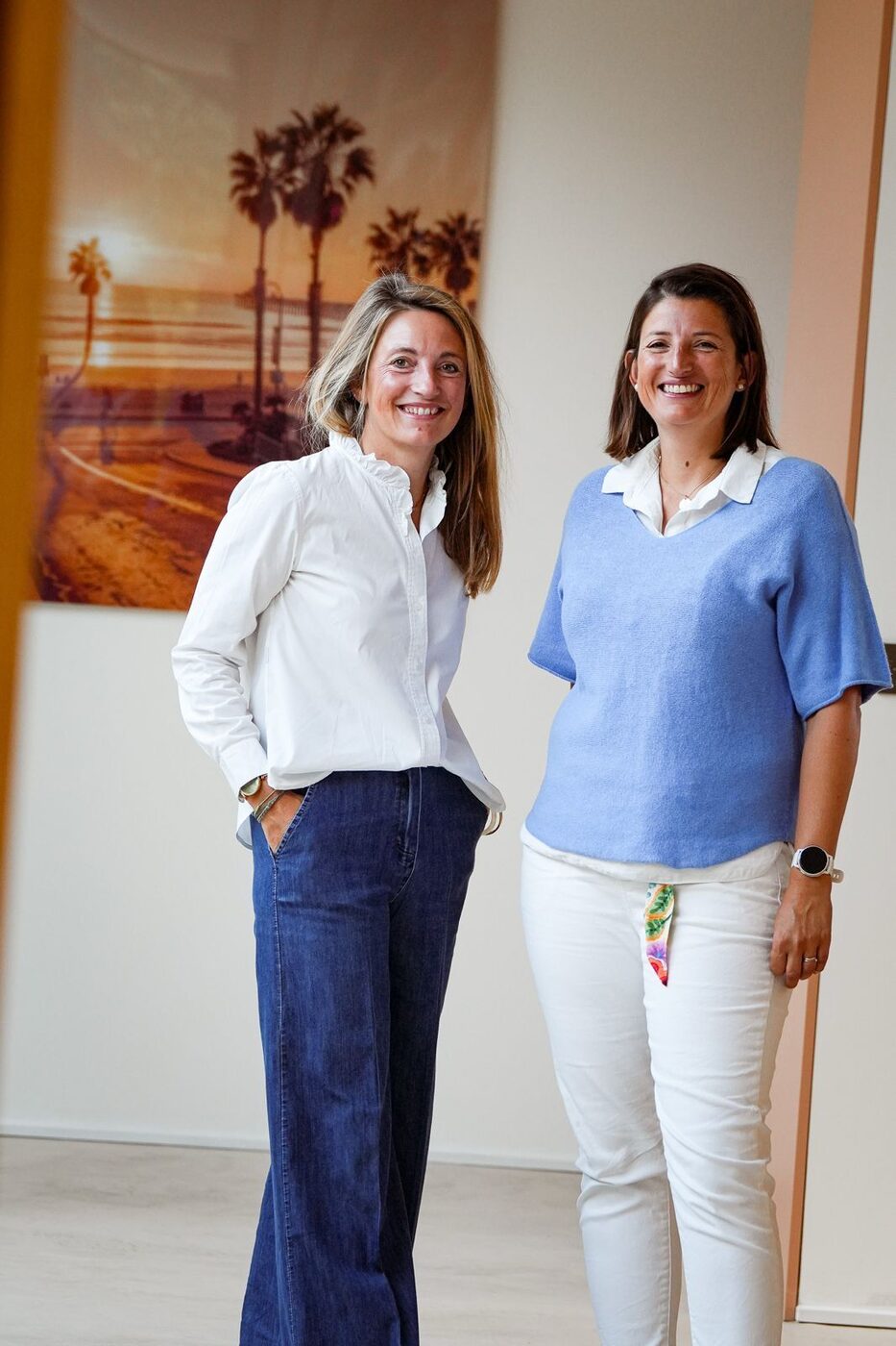 Marie et Claire Gosset dans leurs bureaux à Lille